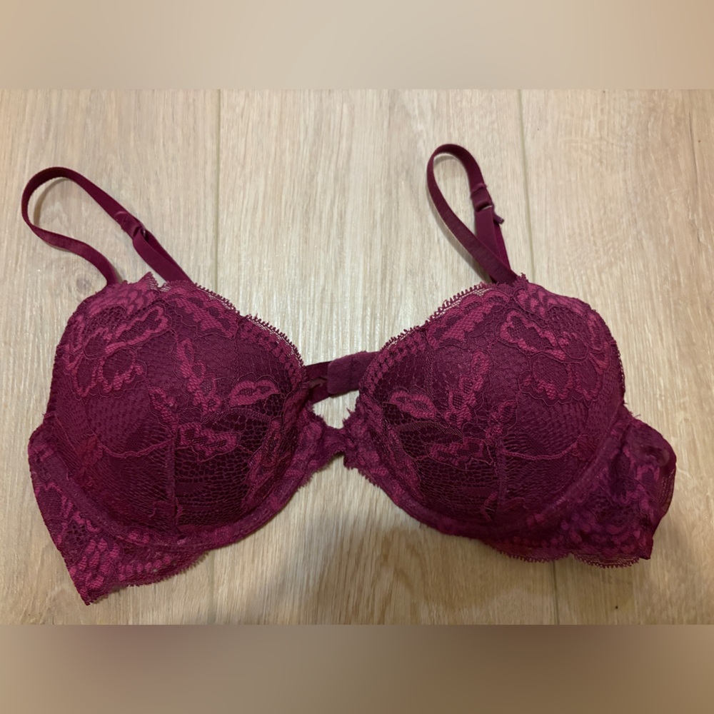 La Senza Lace Padded Push Up Underwire Bra - Size 36 B